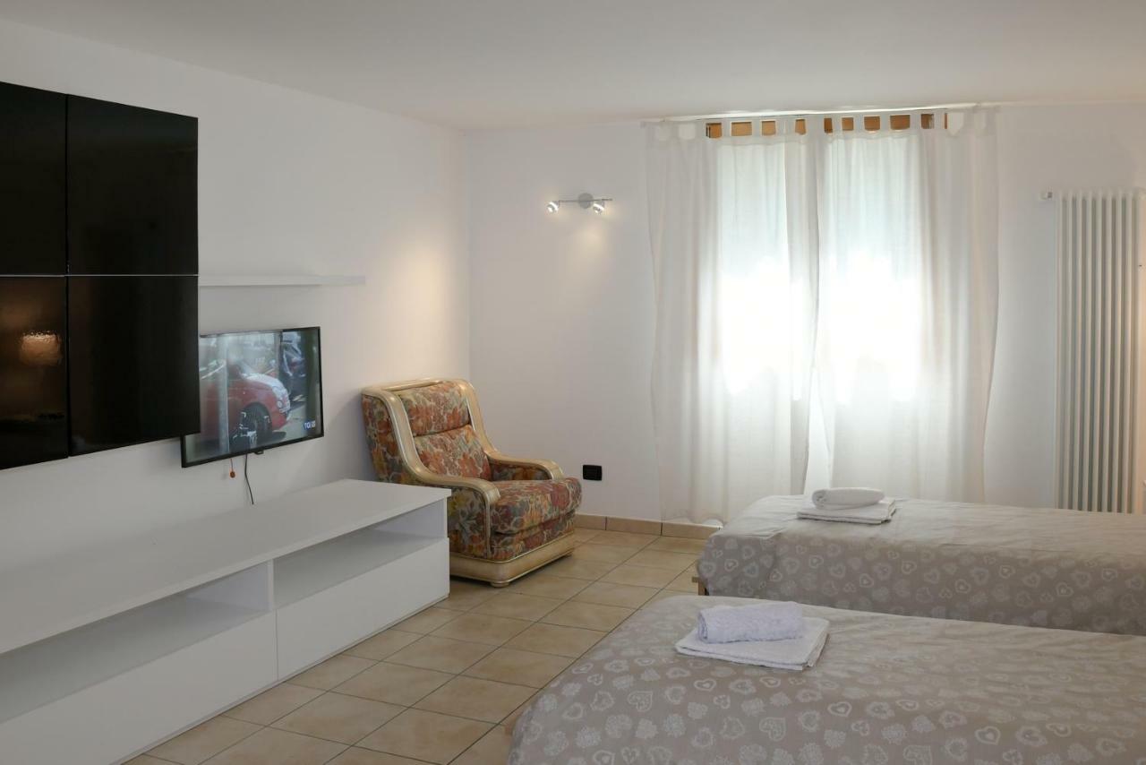 Apartment Gli Ulivi - Tremezzina เตรเมสโซ ภายนอก รูปภาพ