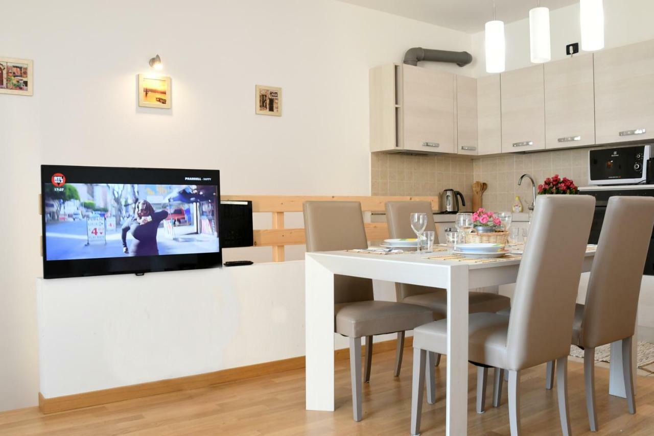 Apartment Gli Ulivi - Tremezzina เตรเมสโซ ภายนอก รูปภาพ